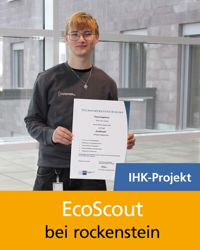 Bild zeigt unseren Auszubildenden mit der Teilnahmebescheinigung am EcoScout Projekt